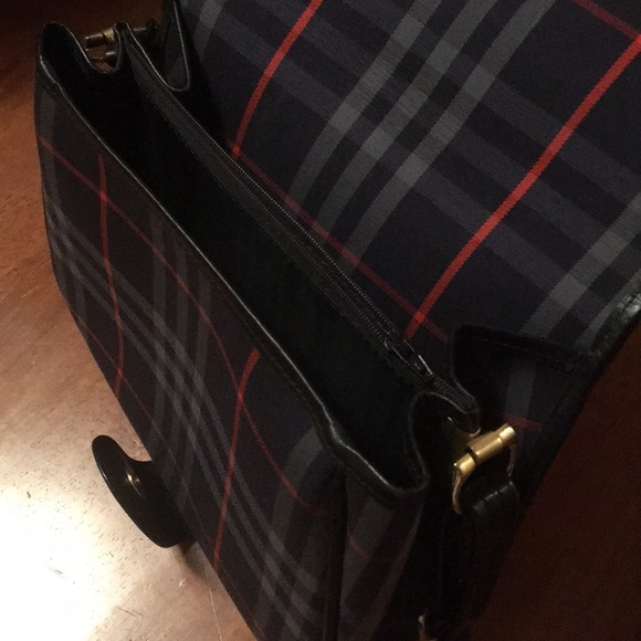 Vintage Burberry’s shoulder bag - Picture 4 of 6